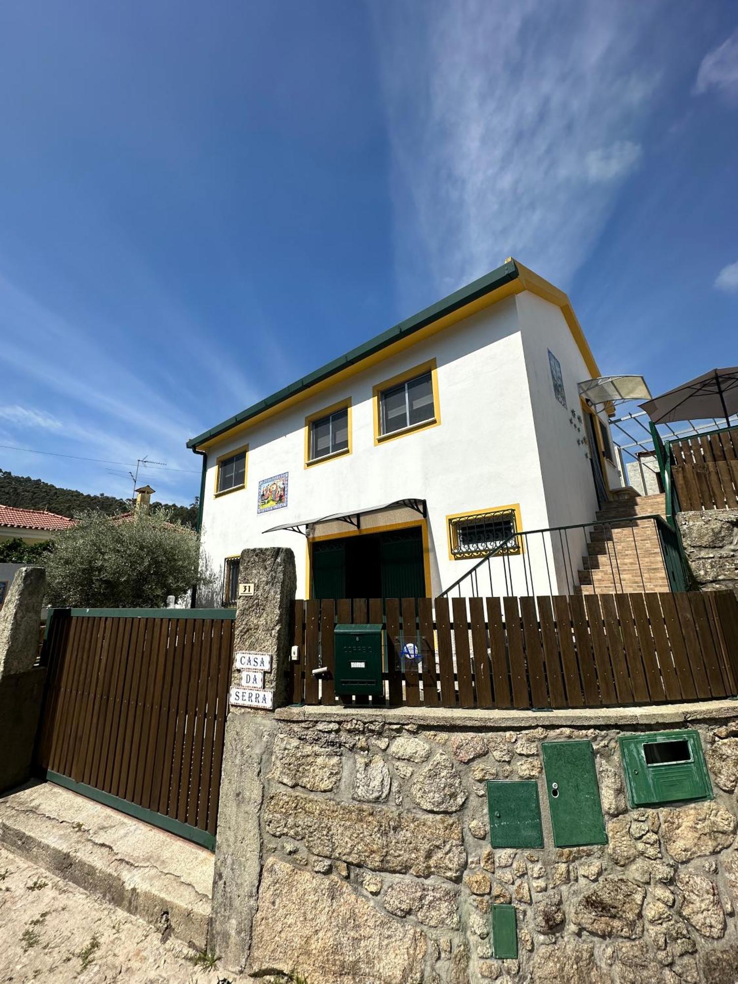 Casa Da Serra オリヴェイラ・デ・フラデス エクステリア 写真